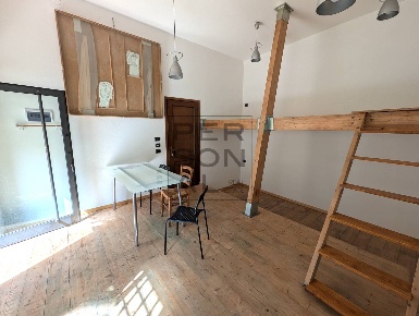 Foto Ufficio a Rovereto di 30 m² con 1 locali in affitto