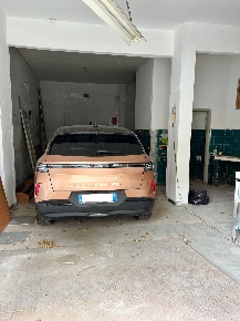 Foto Posti auto a Savona di 65 m² con 2 locali in vendita