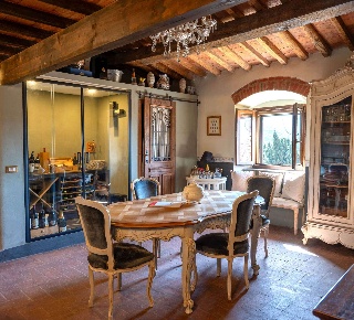 Foto Attico a Castagneto Carducci Centro di 210 m² con 7 locali in vendita