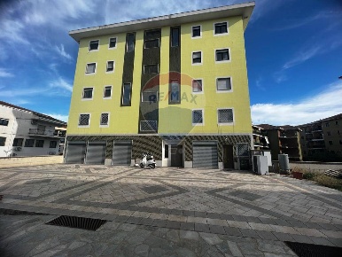 Foto Duplex in VIA ALCIDE DE GASPERI SNC, Corigliano-Rossano di 229 m²