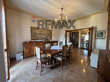 Foto Appartamento in Via Madonna dei Sette Dolori 3, Vigevano di 105 m²