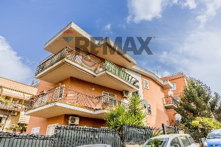 Foto Appartamento in Via Montespertoli 62, Roma Grottarossa - Saxa Rubra