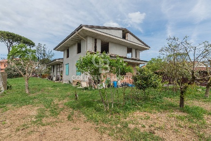 Foto Villa unifamiliare in Viale Venezia 53, Riccione Papini - Oltremare