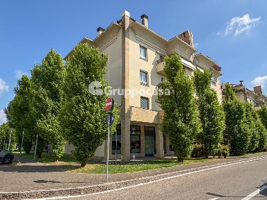 Foto Appartamento in Via A. De Gasperi 38, Magenta Centro di 65 m²