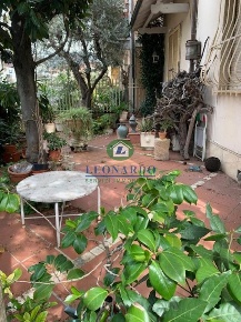 Foto Villa bifamiliare a Montecatini-Terme di 130 m² con 7 locali