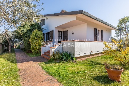 Foto Villa unifamiliare a Pontedera Montecastello, Treggiaia, I Fabbri