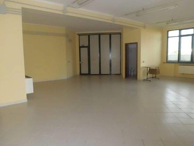 Foto Locale commerciale a Pisa Porta Fiorentina - Leopolda di 330 m²