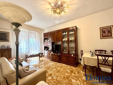 Foto Appartamento a Massa Centro di 109 m² con 3 locali in vendita