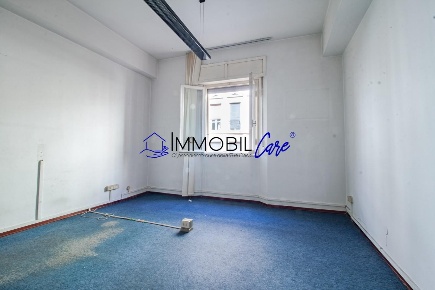 Foto Ufficio a Livorno Via Grande - Piazza della Repubblica di 85 m²