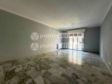 Foto Appartamento a Lucca San Concordio di 130 m² con 5 locali in affitto