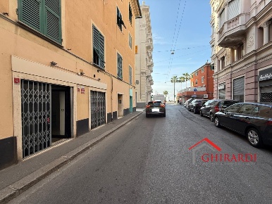Foto Locale commerciale in Via Giovanni Opisso 15, Genova Pegli di 26 m²