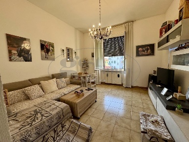 Foto Appartamento a Livorno Calzabigi di 100 m² con 4 locali in vendita