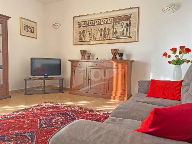 Foto Appartamento in Via della Repubblica 7, Laveno-Mombello Laveno