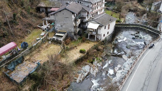 Foto Villa singola in Frazione Fucine 60, Viù Centro di 130 m² con 4 locali