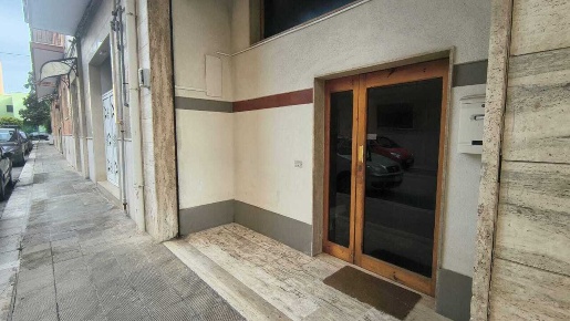 Foto Ufficio in Via Muciaccia, Monopoli Centro di 140 m² con 4 locali