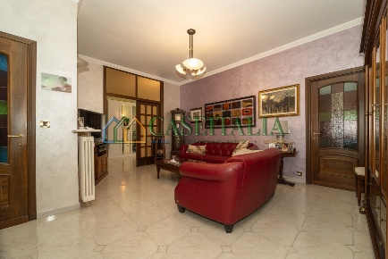 Foto Appartamento in Piazza Kennedy 17, Beinasco Borgaretto di 110 m²
