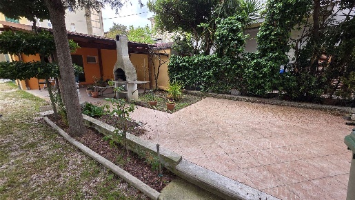 Foto Appartamento a Montemarciano di 110 m² con 5 locali in vendita