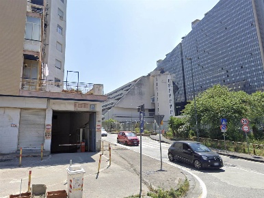 Foto Garage in Via Serafino Biscardi, Napoli Centro Direzionale di 2800 m²