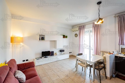 Foto Appartamento in via Sangro  10, Milano Udine di 50 m² con 2 locali