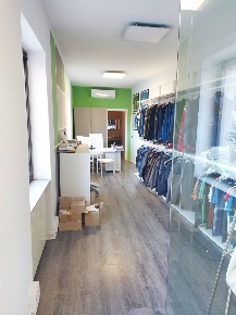 Foto Negozio a Brescia Crocifissa di Rosa di 65 m² con 1 locali in affitto
