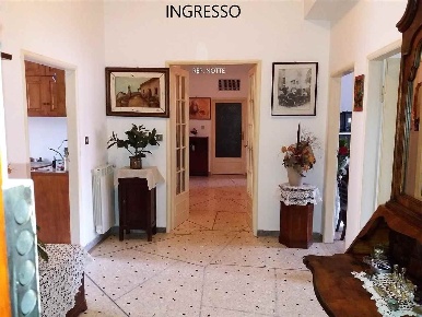 Foto Appartamento in ZONA TRIBUNALE ZONA VIA AQUILEIA ZONA VIA OBERDAN,