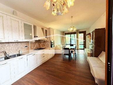 Foto Villa bifamiliare a Mogliano Veneto San Lazzaro - Ghirada di 160 m²
