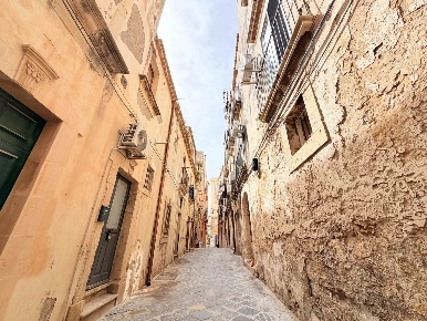 Foto Appartamento in VIA LOGOTETA 18, Siracusa Ortigia di 136 m² in vendita