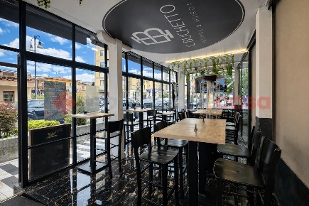 Foto Attività commerciale in Via Aldo Moro 351, Frosinone Tribunale