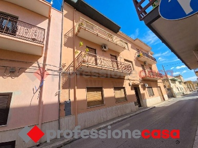 Foto Appartamento in Via Lepanto 17, Taranto Talsano - San Donato di 80 m²
