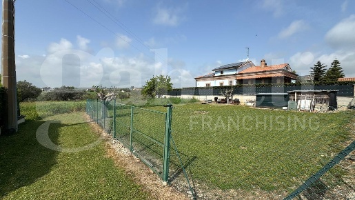 Foto Terreno residenziale in Via Case di trento snc, Giulianova di 500 m²