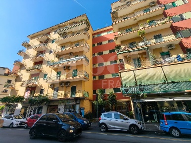 Foto Appartamento in Viale LEONARDO DA VINCI 21, Portici di 94 m²