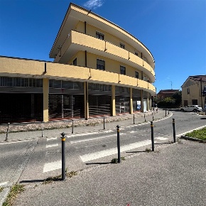 Foto Appartamento a Cornate d'Adda di 130 m² con 3 locali in vendita