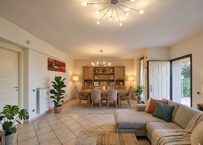 Foto Villa unifamiliare in Via Caduti di Nassirya 17, Massalengo in vendita
