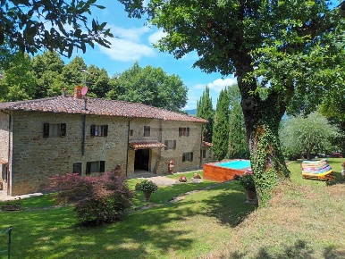 Foto Rustico in Via case sparse, Greve in Chianti di 370 m² con 11 locali