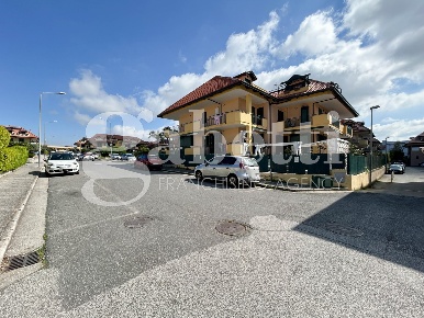 Foto Appartamento in Via Staffetta 127, Giugliano in Campania Lago Patria