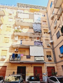 Foto Appartamento in Francesco Bruno, Palermo Oreto - Perez di 70 m²