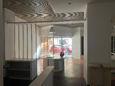 Foto Magazzino in Via Pietro D'Asaro 5, Palermo Zisa di 91 m² in vendita