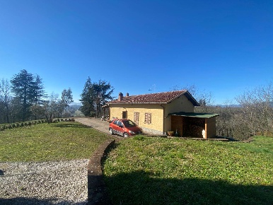 Foto Casa indipendente a Borgo San Lorenzo di 70 m² con 3 locali in vendita
