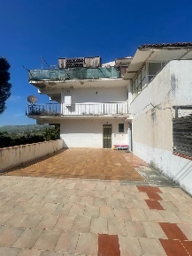 Foto Casa indipendente in via mattia pascal, Agrigento di 535 m² in vendita