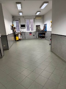 Foto Negozio a Parma Villetta di 90 m² con 2 locali in affitto