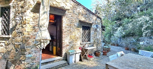 Foto Appartamento a Fiesole Centro di 163 m² con 6 locali in affitto