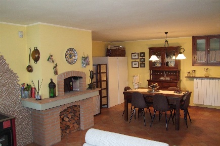 Foto Villa bifamiliare a Rufina Masseto di 110 m² con 8 locali in vendita