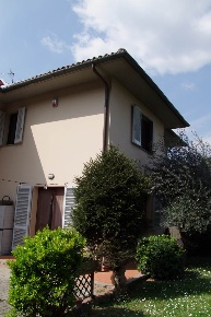 Foto Villa bifamiliare a Rufina Masseto di 164 m² con 8 locali in vendita