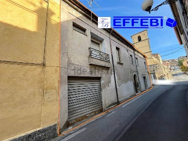 Foto Case semi ndipendenti in Via Roma 13, Celico Centro di 430 m²