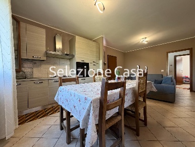 Foto Appartamento a Santa Croce sull'Arno Centro di 82 m² con 5 locali
