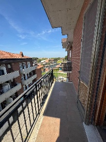 Foto Appartamento a Collesalvetti Centro di 100 m² con 5 locali in vendita
