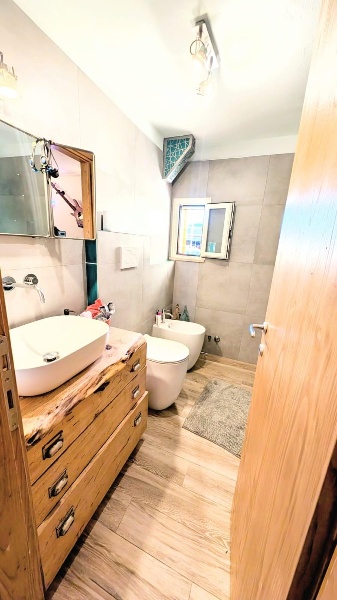 casa indipendente in vendita a Casciana Terme Lari in zona Lari