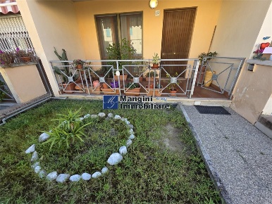 Foto Appartamento a Livorno Sorgenti di 104 m² con 4 locali in vendita