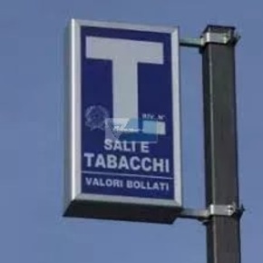 Foto Attività commerciale in Via Maestro Salvatore Falbo 109, Avola Centro