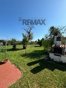 Foto Terreno residenziale in Via stella 4/B, Aprilia Fossignano di 1136 m²